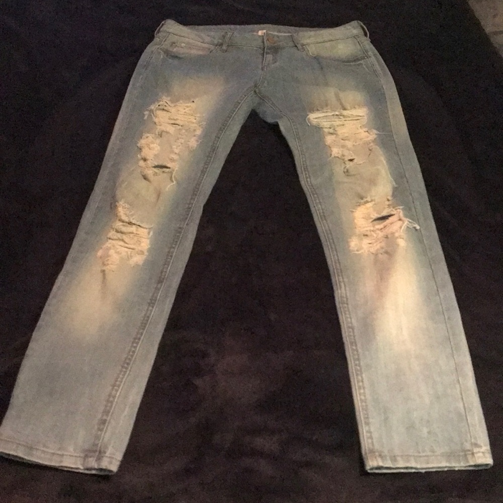 Ripped jeans 👖 made in Bangladesh 🇧🇩